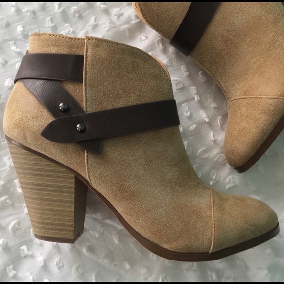 Tan Brown Ankle Heeled Booties - Picture 2 of 6